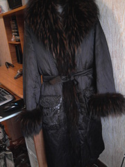 продам пальто женское  зимнее с воротником